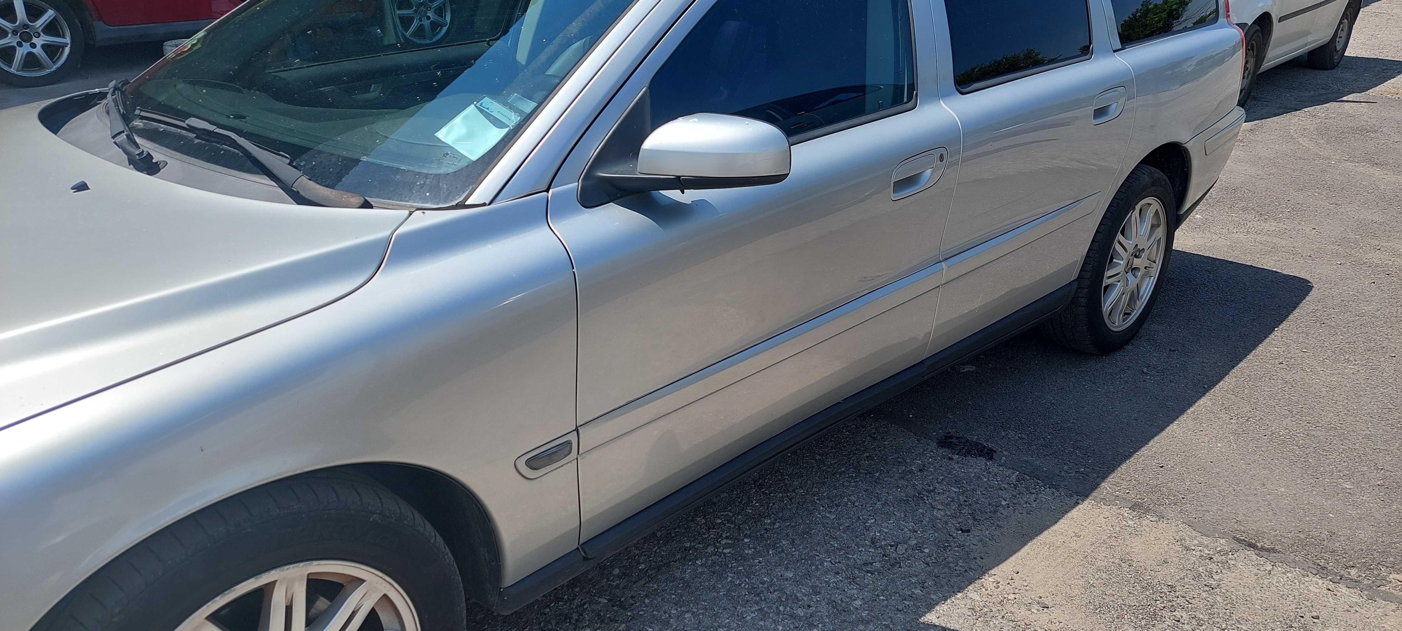 Volvo V70 2.5 D5, Волво В 60 / 70 
Април 2005, За части!