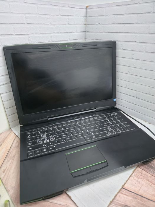 Ноутбук Hasee I7-8 Nur Lombard