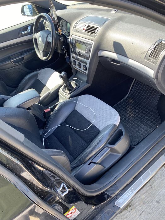 Vand scoda octavia 2 vrs 170 cai motor 2.0