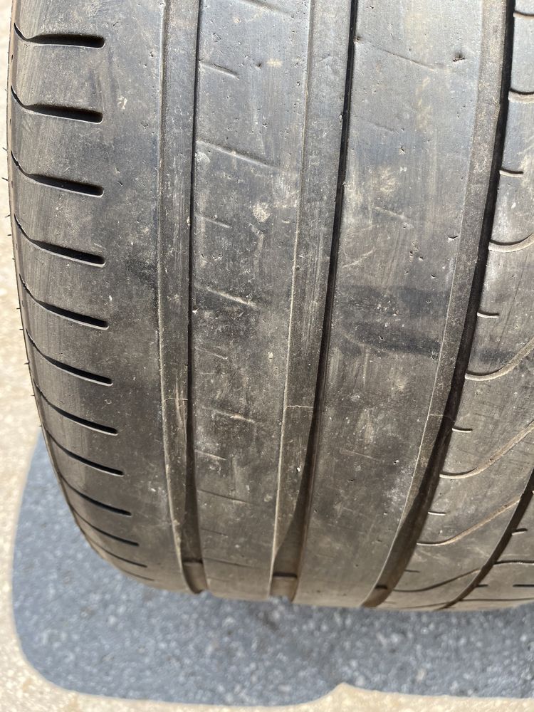 2 бр. летни гуми 305/30/20 Pirelli DOT 2617 4,5 mm