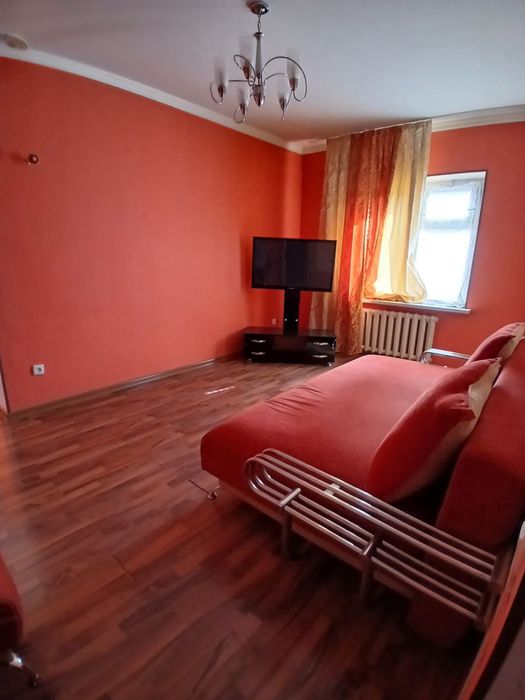 Продаю квартиру Яшнабадский р-он Авиасозлар-1. Франция 52м2. 2-ком 3-э