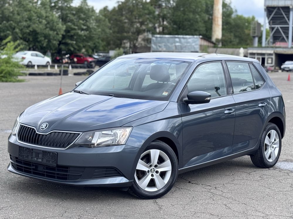Skoda Fabia/ An 2015/ motor 1.4/ NAVi/BT / USB/Distronic /EURO 6