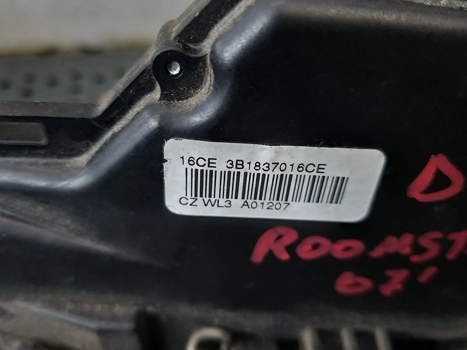 Broasca usa dreapta fata skoda roomster 5j 3b1837016ce