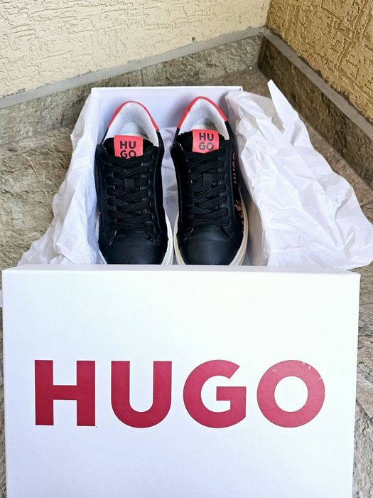 Сникърси за момче Hugo