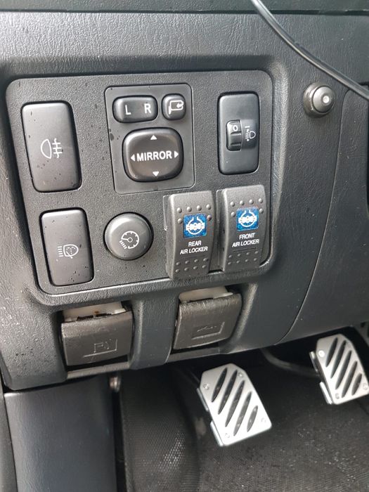 Tyota Hilux Tractiune 4x4