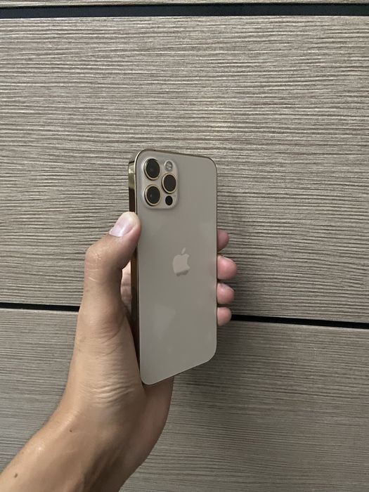 Айфон 12 про без коробки