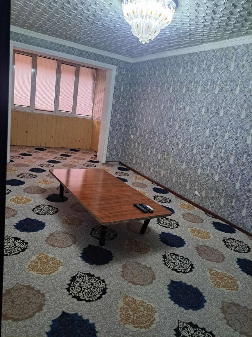Qarshi shaxar  
2 xona 2 etaj
Muljal Beelin kampanyasi oldida 
Issiq s