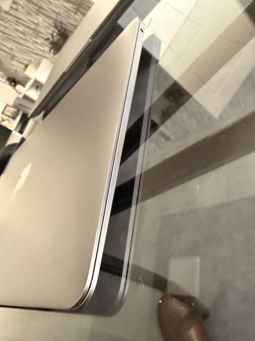 Macbook Air 13.3 16 gg Ram 512 gb SSD