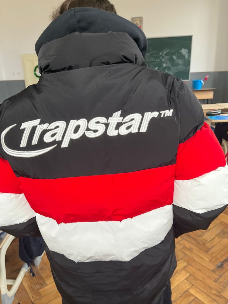 TRAPSTAR HYPERDRIVE puffer jacket- black/red/white