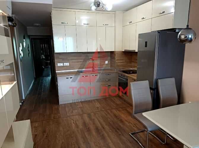 Дава се под наем Тристаен апартамент в Варна, Младост 1 - 90 кв.м за 612 € - Снимка #2
