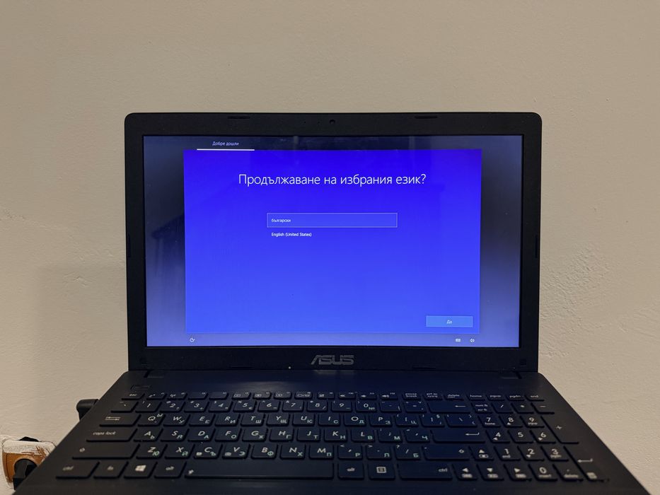 Лаптоп Asus X551C