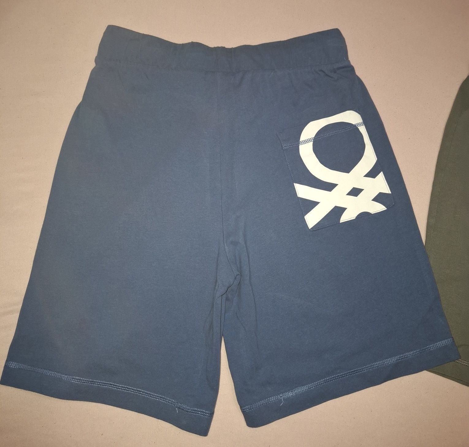 Benetton бермуди 168см.