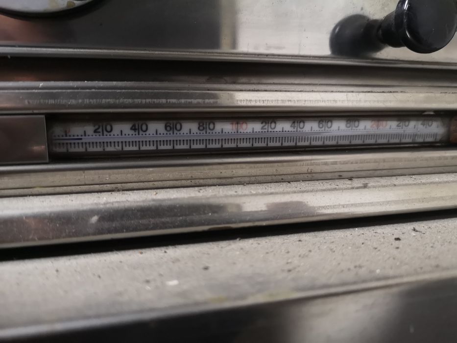 Професионална печка с термометър и таймер