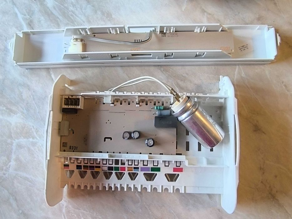 LIEBHERR платки от комбиниран хладилник с фризер