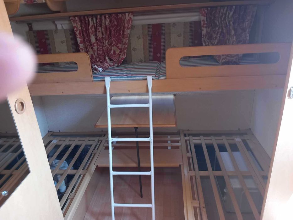 Каравана (и) с 1 ос, 2 броя  за продажба+ сертификат и номер(по-дог)