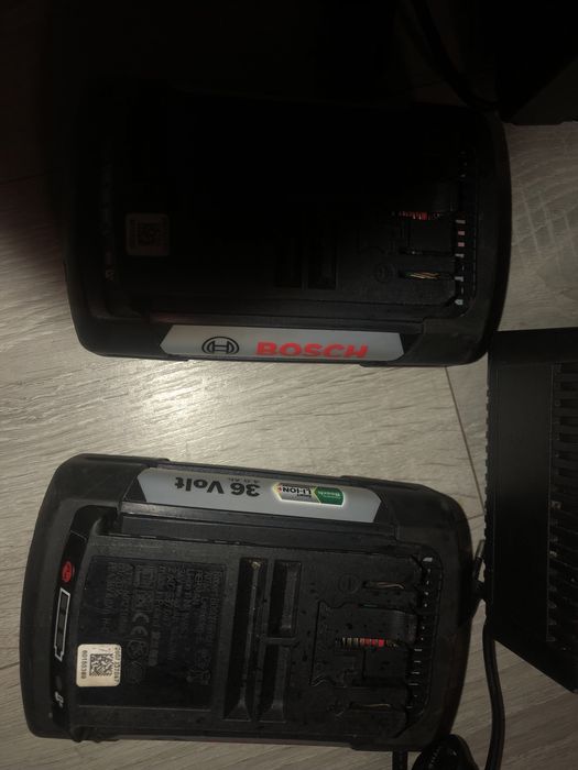 Baterie si incarcator Bosch 36v