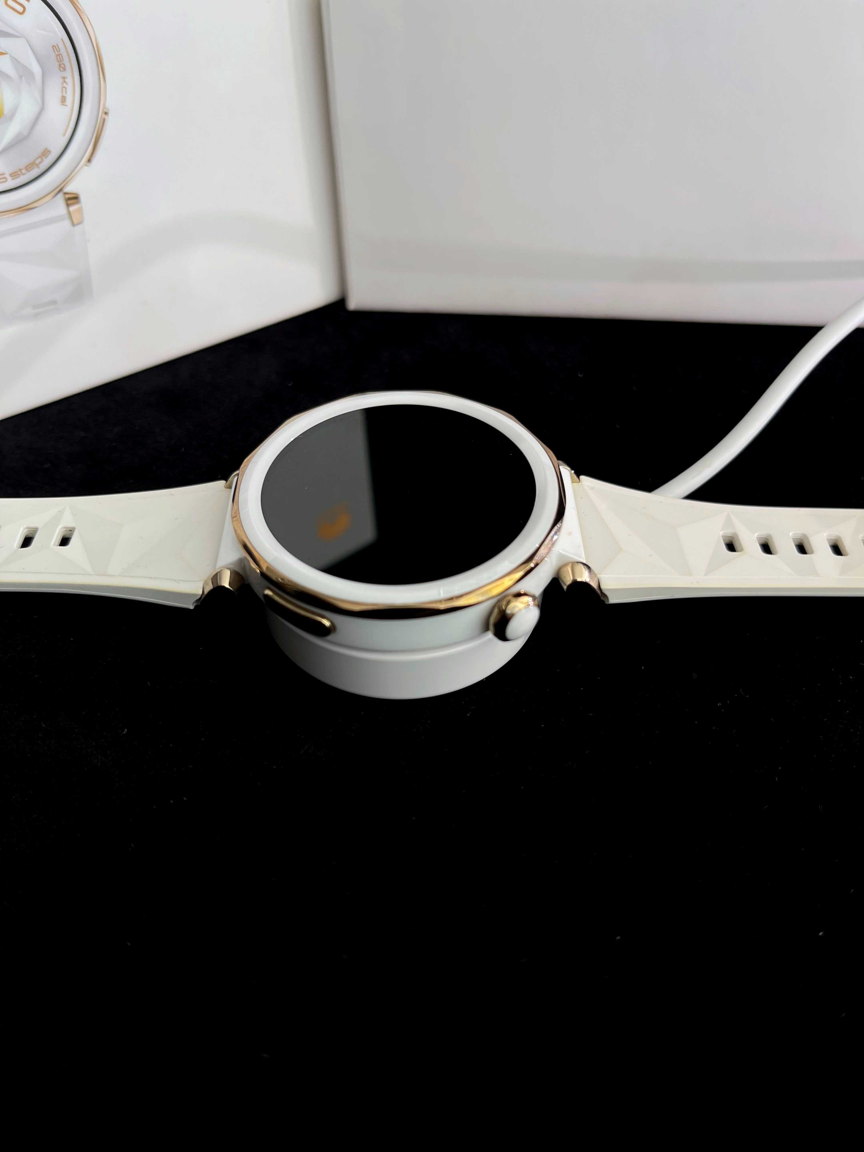 Часовник Huawei Watch GT5 Pro 42мм - ПЕРФЕКТЕН