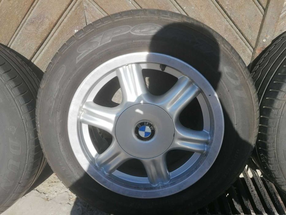 4 бр. оригинални алуминиеви джанти за BMW 15 цола с летни гуми.