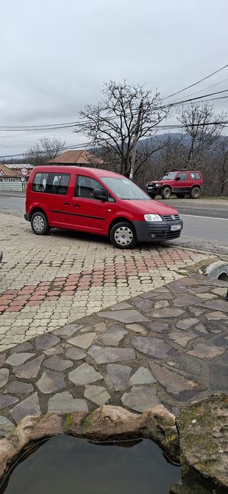 Vind Volkswagen Caddy 1.9 tdi cutie automată proprietar
