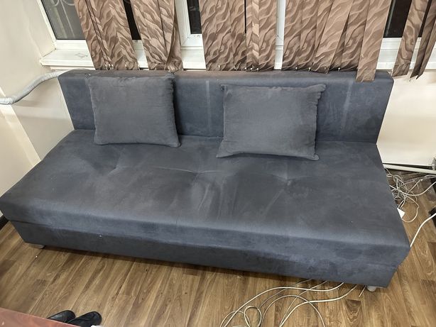 Продается диван в хорошем состоянии б/