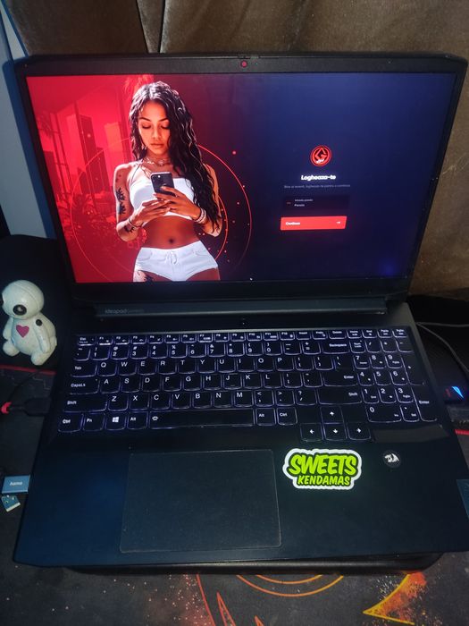Laptop Gaming Lenovo Ideeapad