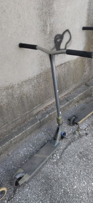 Тротинетка за трикове/Custom scooter build