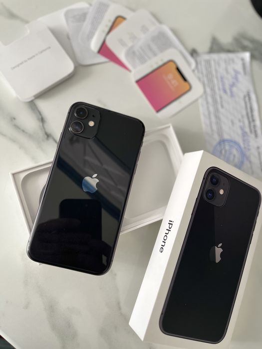 Продам Айфон 11 в идеальном состояние