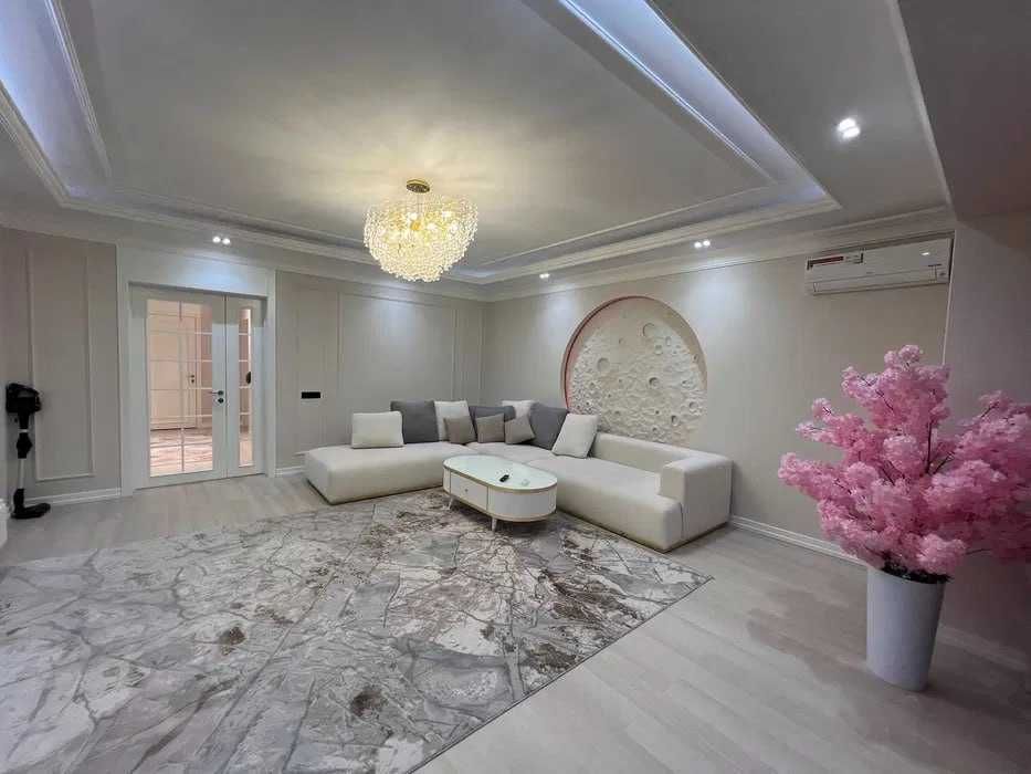 Срочно Продам 3 ком 4/10 Ж/К Yakkasaray City Mall Евро квартира п28!