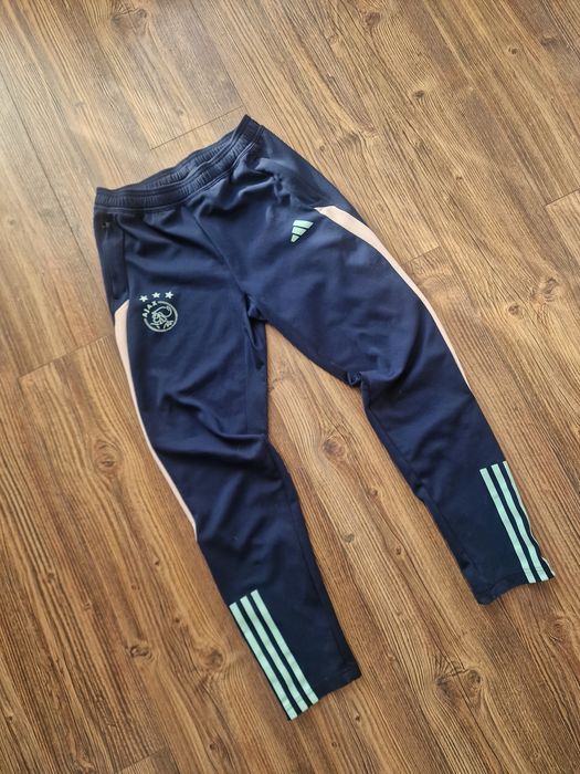 Страхотно мъжко спортно долнище ADIDAS размер S / 164см