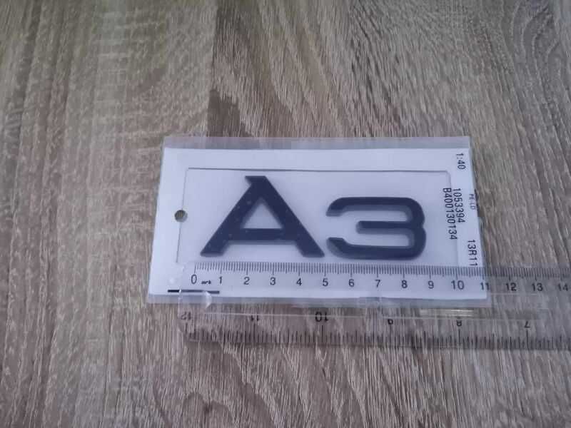 черна емблема Audi A3