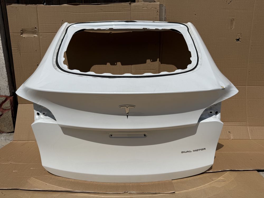 Капак Tesla Model Y | 2022