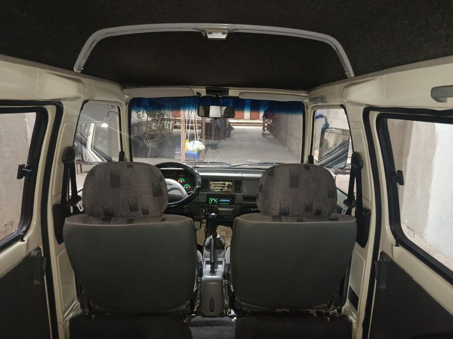 Дамас сотилади ало холатда