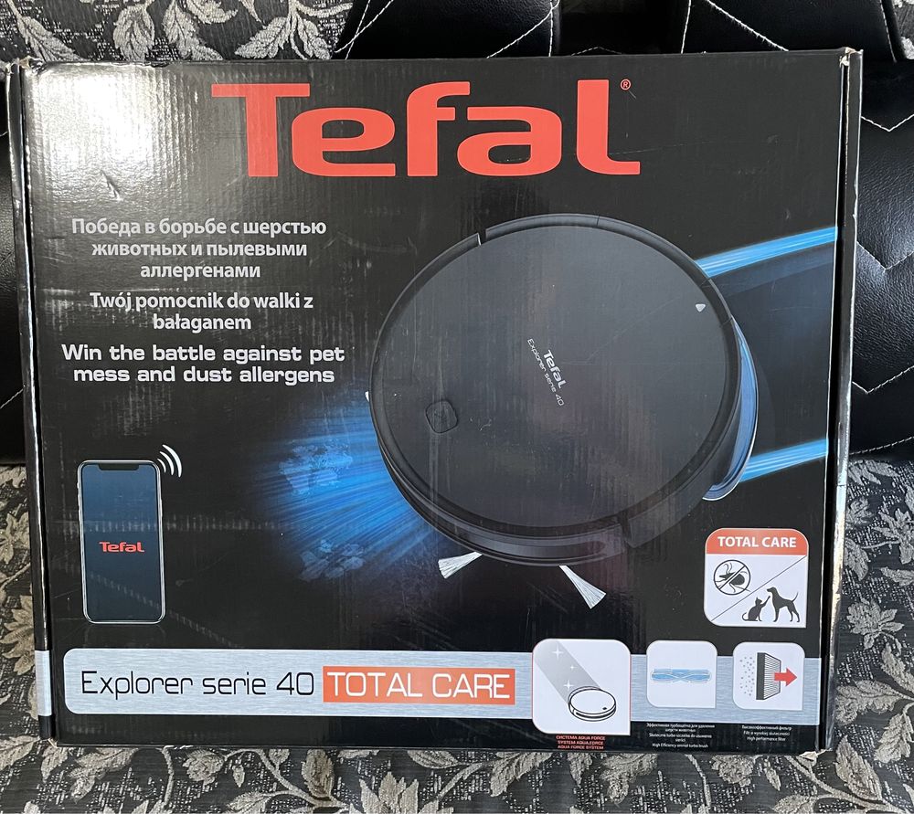 Продам робот-пылесос Tefal