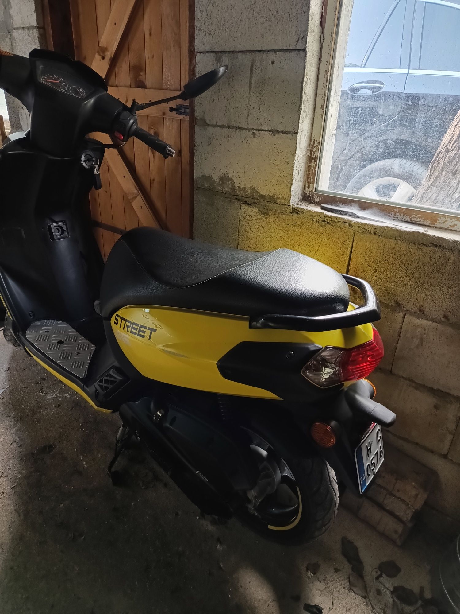 Пежо Кисби 50 cc 4t