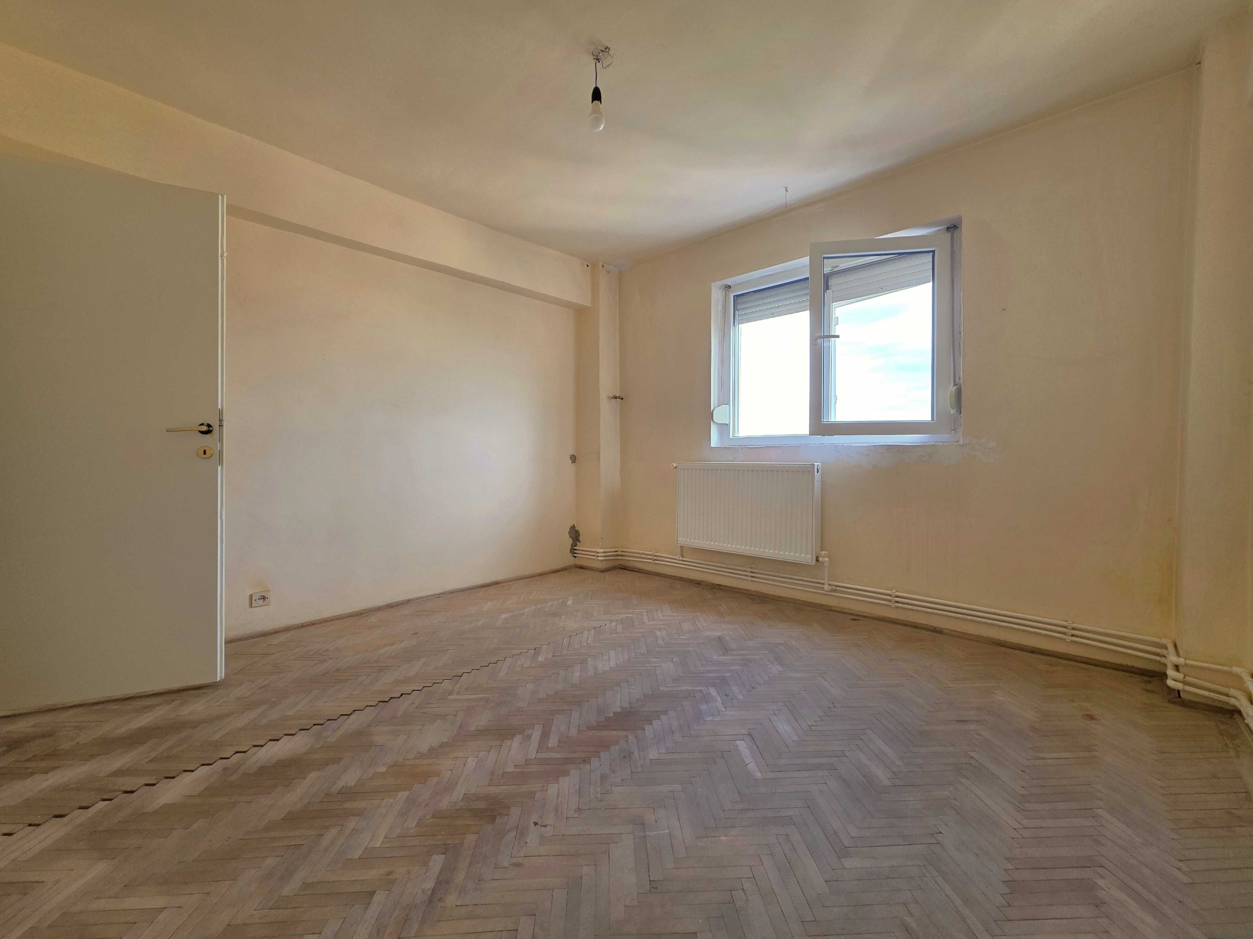Proprietar-3 camere-ap central, gata de personalizat după bunul plac