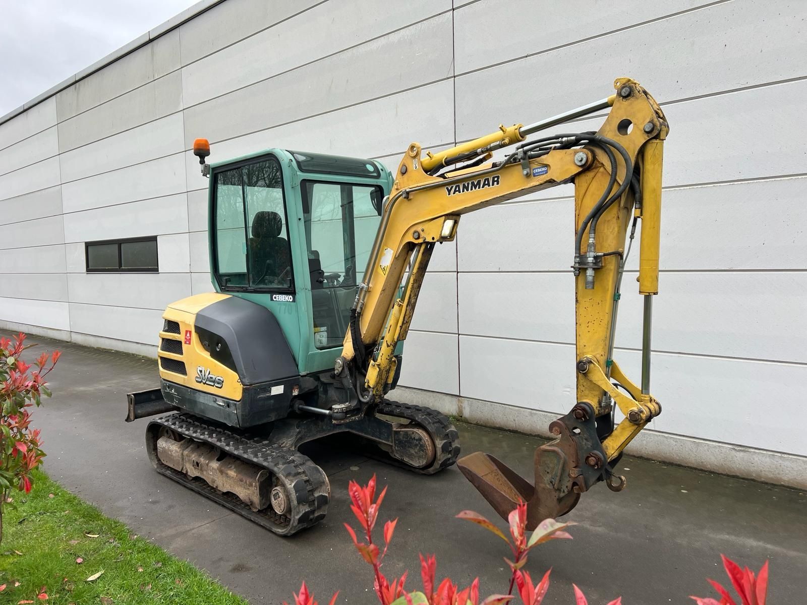 Miniexcavator yanmar 2014 anu 2.6 t