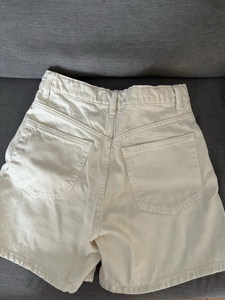 Дамски къси панталонки Zara