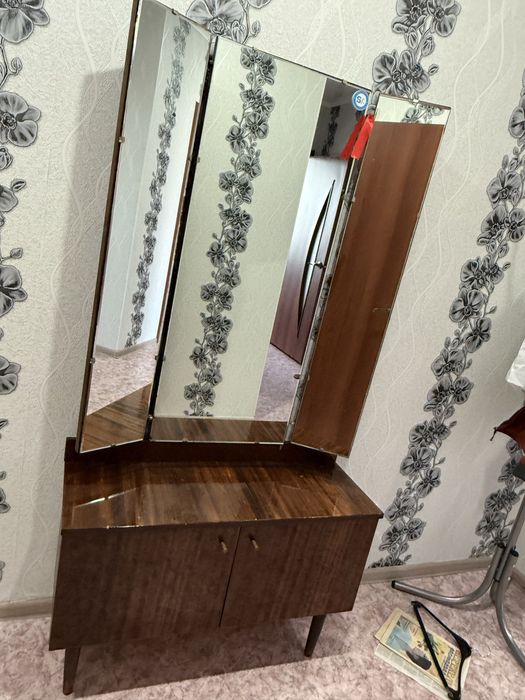 Продается советский Трельяж