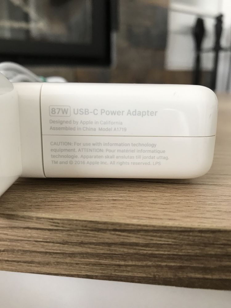 Incarcator Apple Macbook 87W USB-C Power Adaptor *Original *Ca Nou