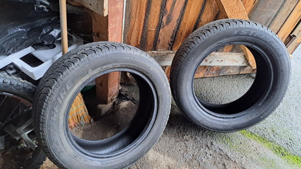 De vînzare 2 anvelope iarnă