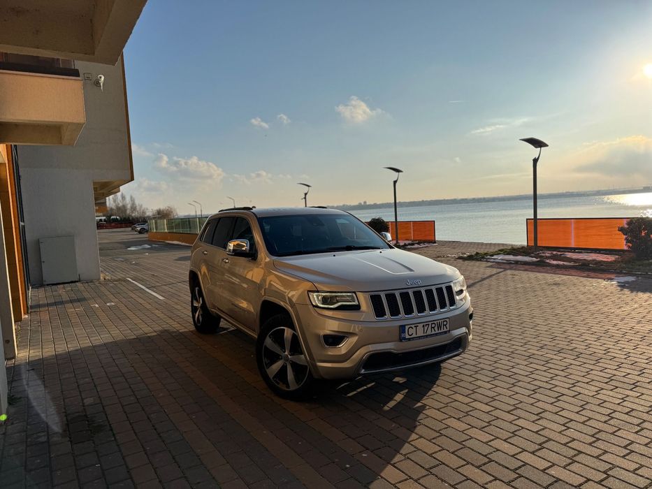 Jeep Grand Cherokee Jeep Grand Cherokee Overland , Stare impecabil Pret tva inclus !