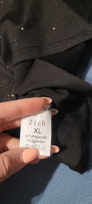 Черна асиметрична бляскава рокля