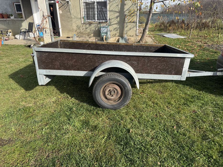 Remorca 750 kg stare -ca noua