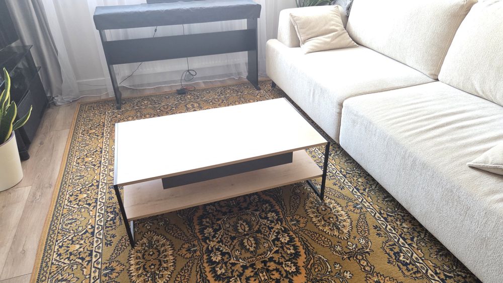 Журнальный столик