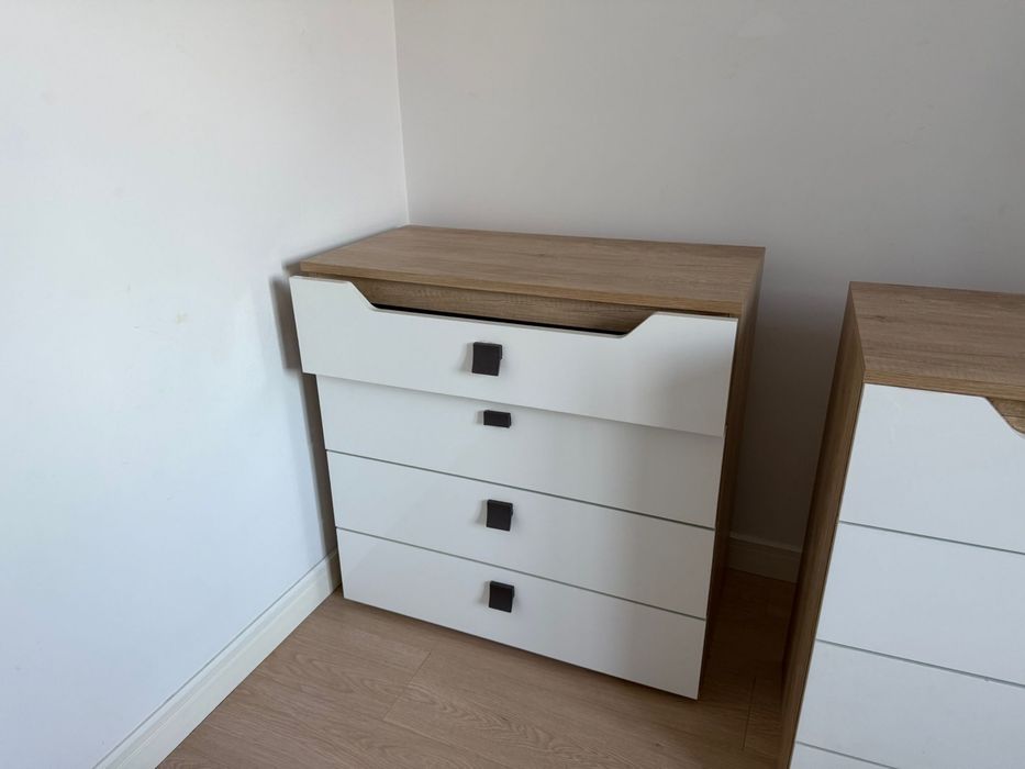 Comode cu sertare 80 x 40,3 x 80 cm