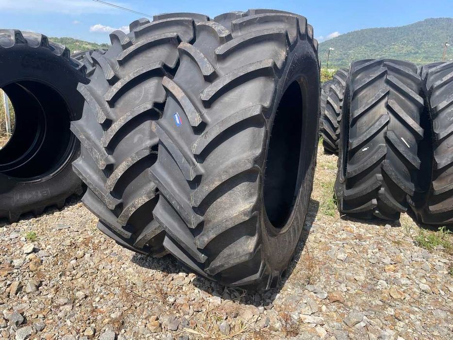 Anvelope noi Radiale Tubeless pe insertie de metla 650/65R42