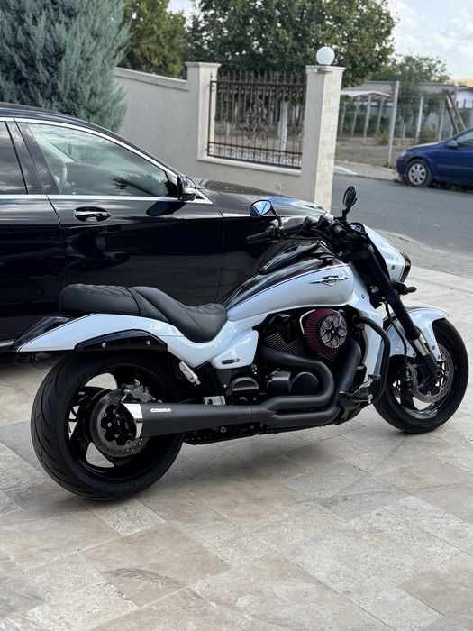 Suzuki Intruder M109R BOSS EDITON