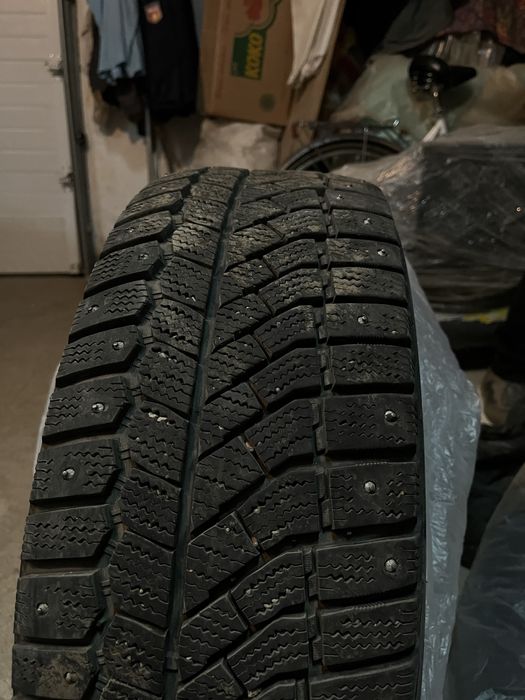 Кысқы дөңгелек R16/215/60