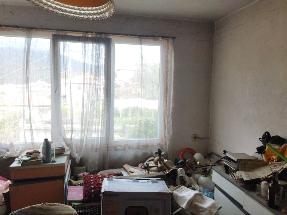 Продава етаж от къща в гр.Смолян