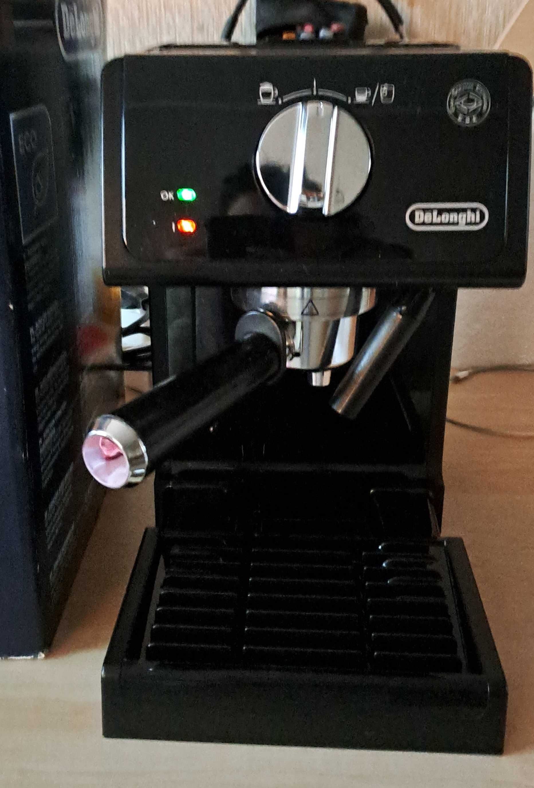 Кофеварка DeLonghi,  Новая .